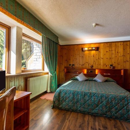 Hotel Bouton D'Or - Cogne Zewnętrze zdjęcie