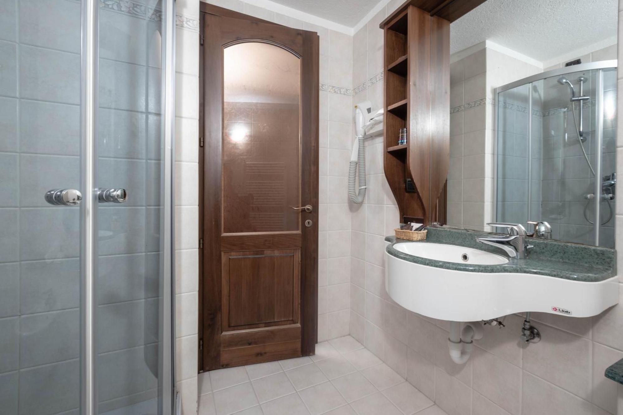 Hotel Bouton D'Or - Cogne Zewnętrze zdjęcie