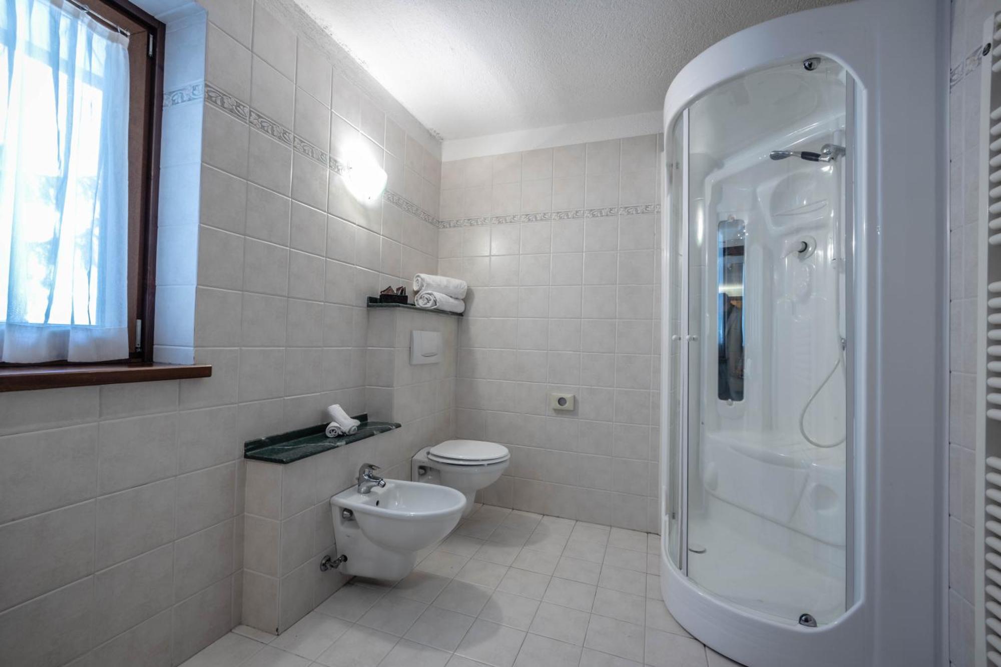 Hotel Bouton D'Or - Cogne Zewnętrze zdjęcie
