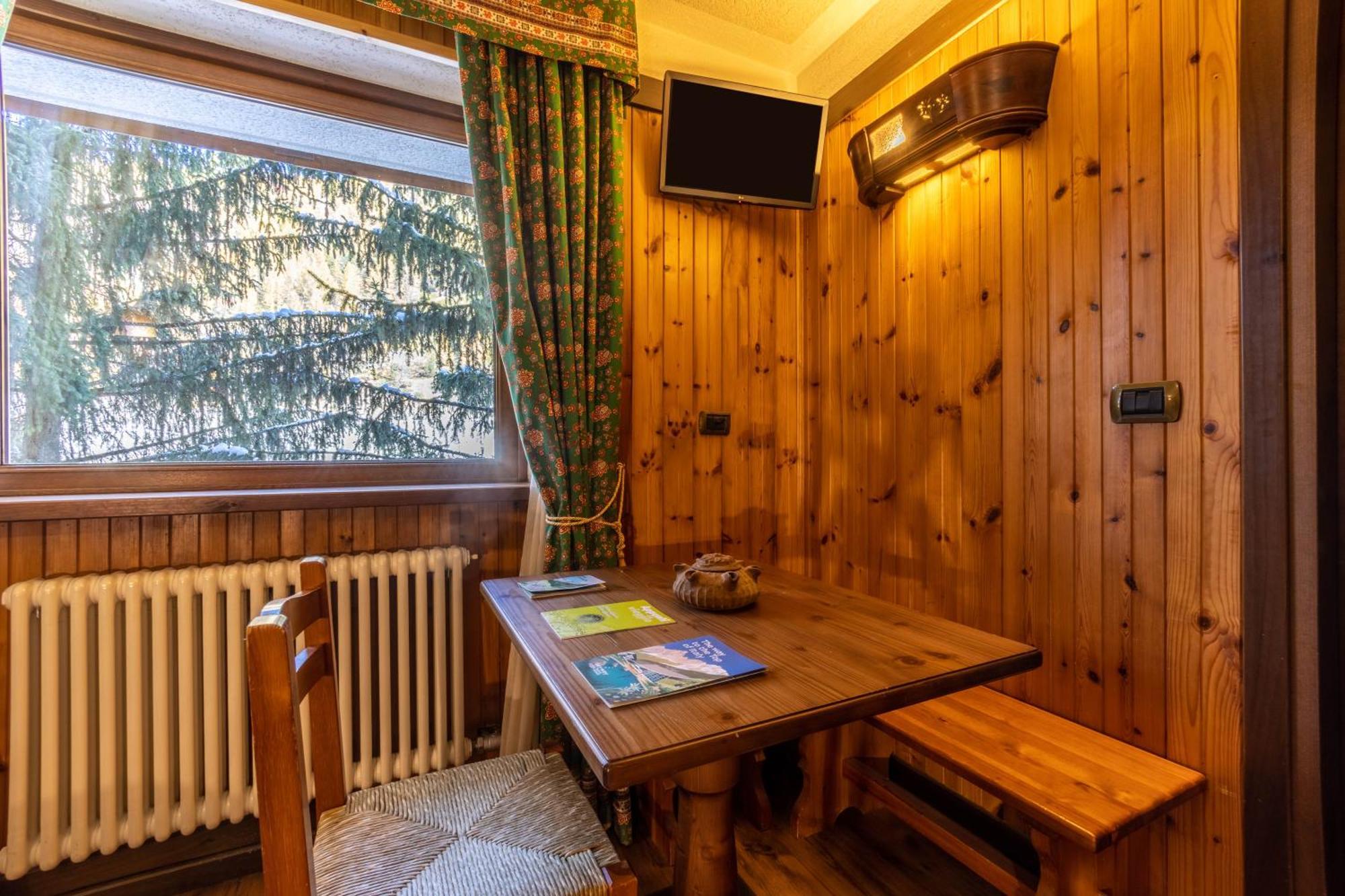 Hotel Bouton D'Or - Cogne Zewnętrze zdjęcie