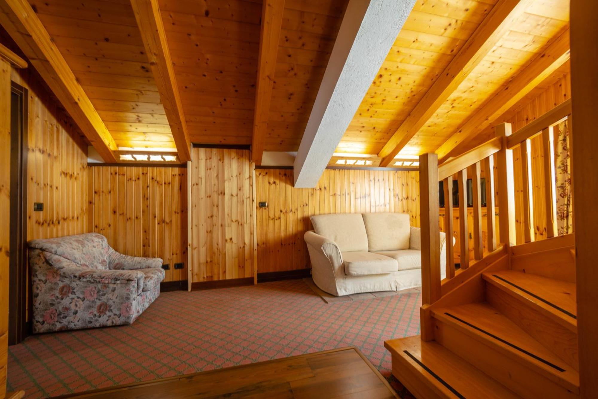 Hotel Bouton D'Or - Cogne Zewnętrze zdjęcie