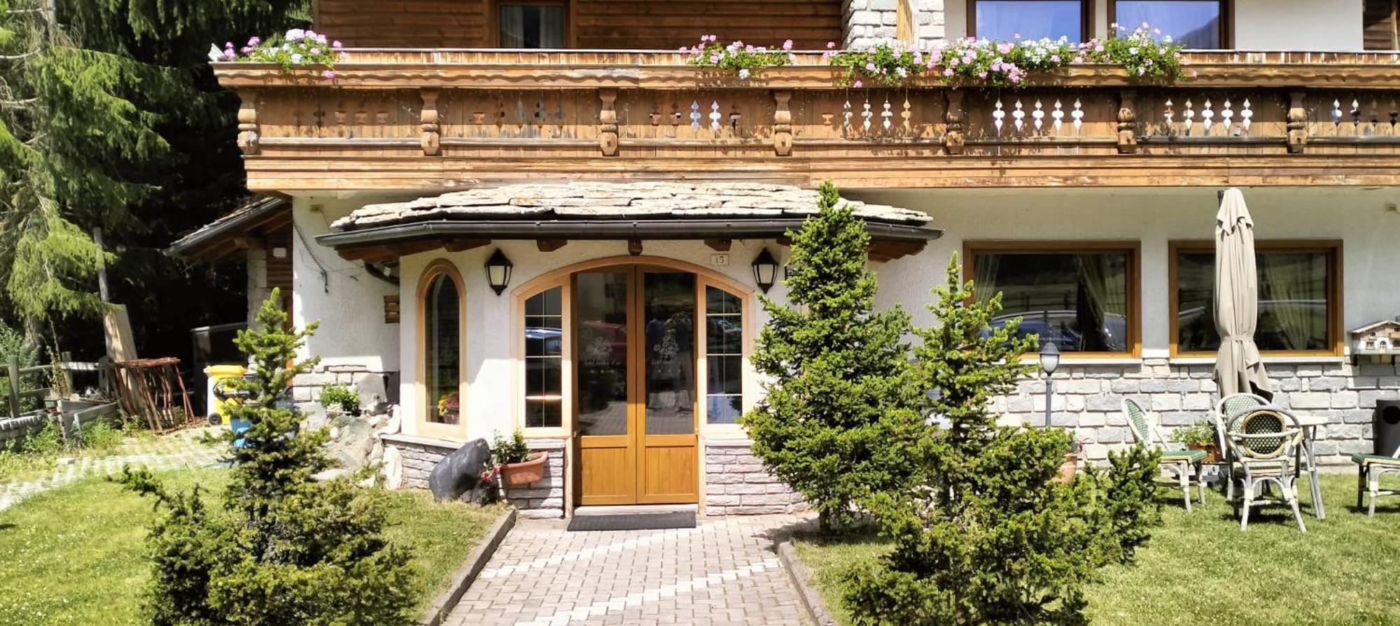 Hotel Bouton D'Or - Cogne Zewnętrze zdjęcie