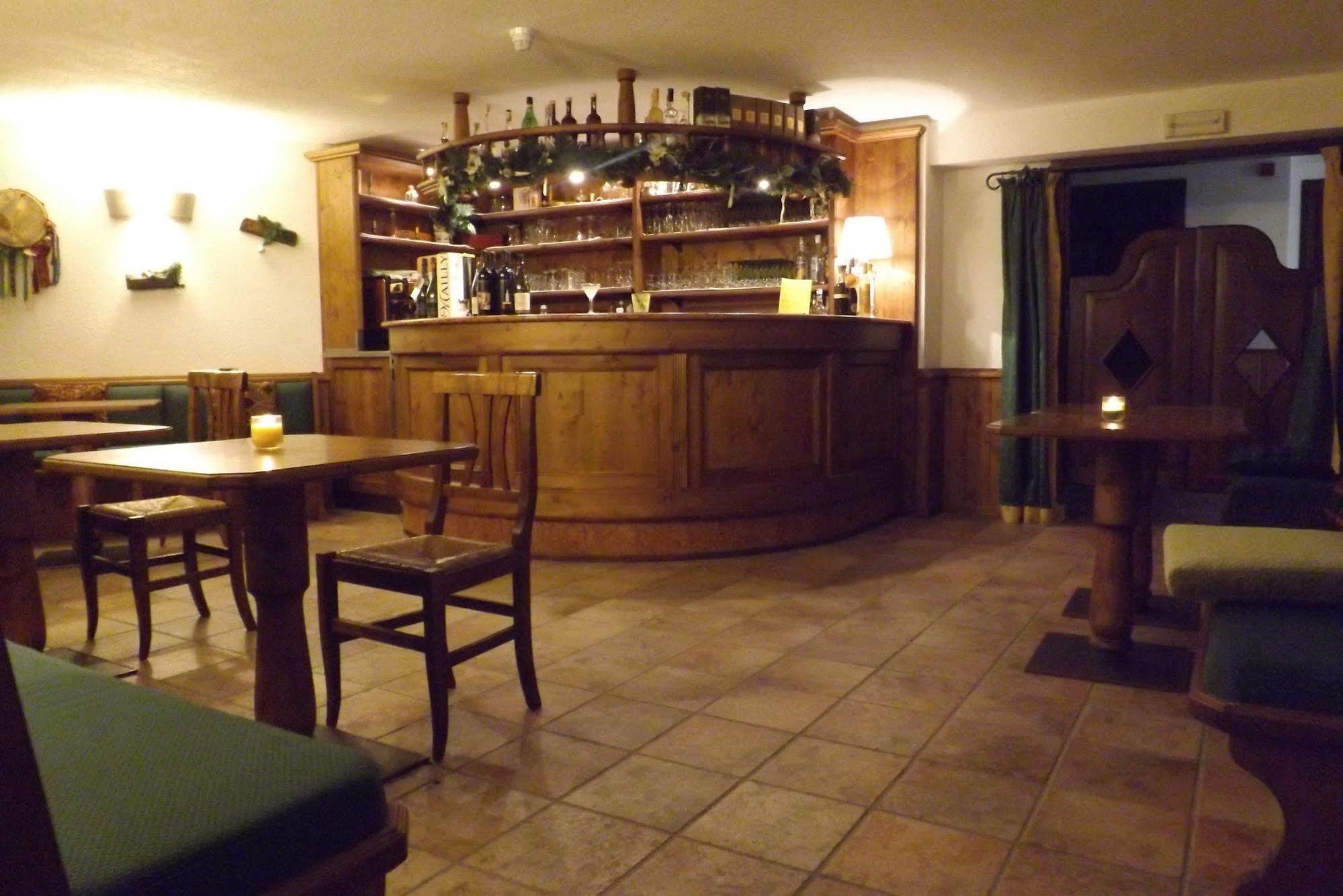 Hotel Bouton D'Or - Cogne Zewnętrze zdjęcie
