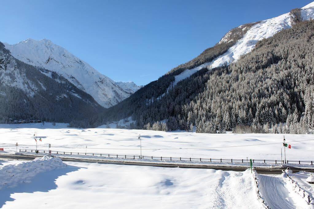 Hotel Bouton D'Or - Cogne Zewnętrze zdjęcie